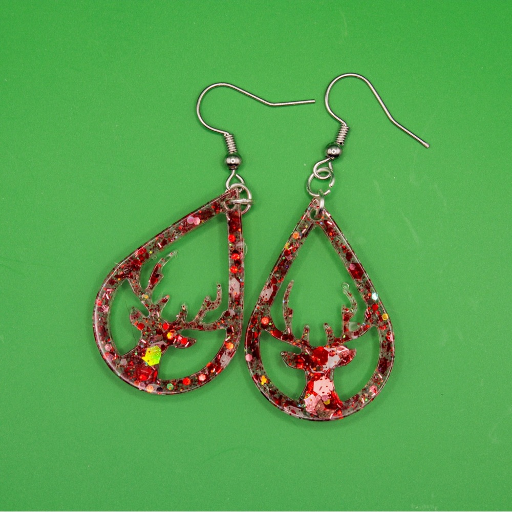 Red and White Glitter 1” Reindeer/Buck Silhouette Teardrop Earrings